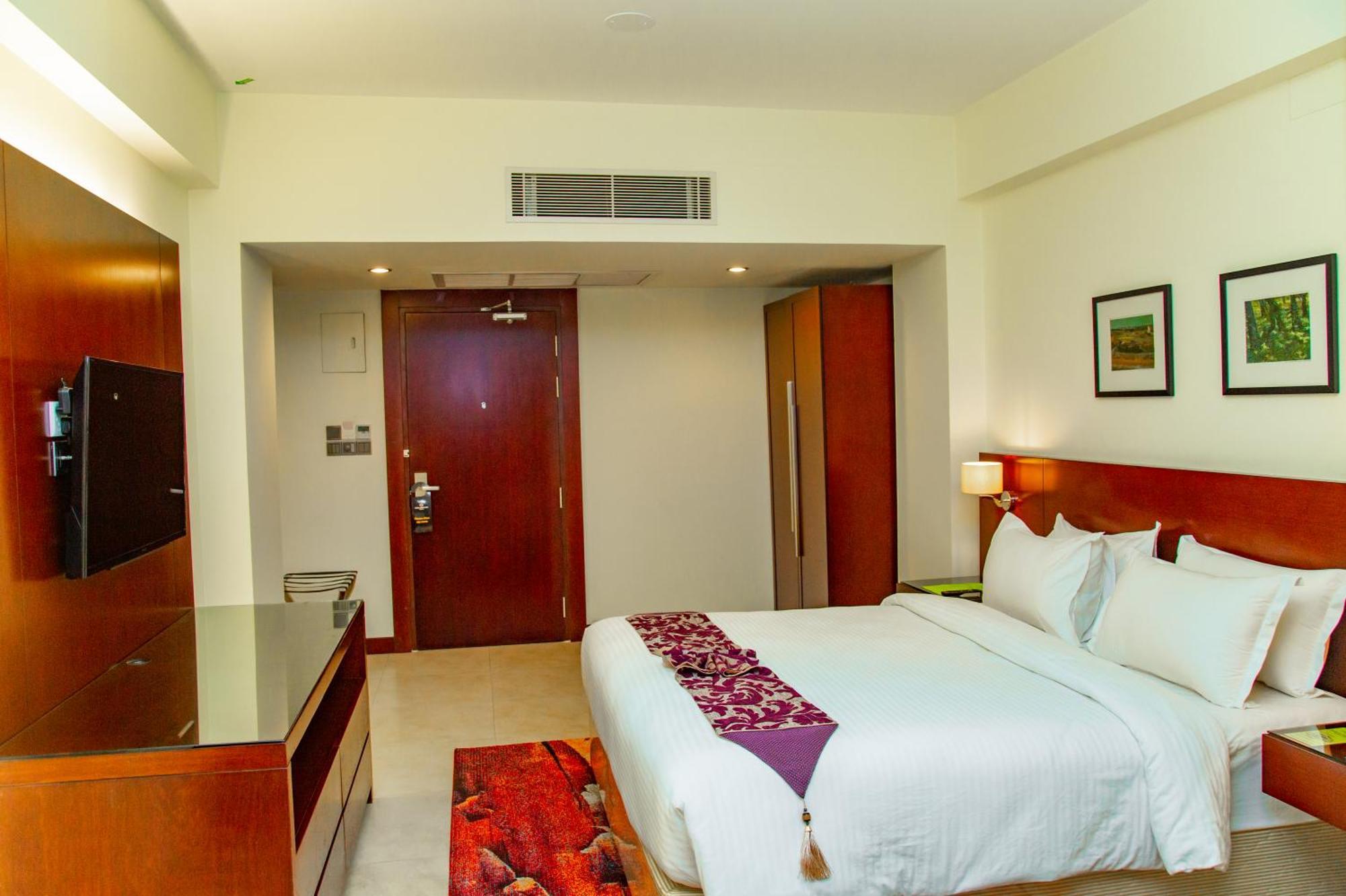 Hotel Grand Park Barishal Buitenkant foto