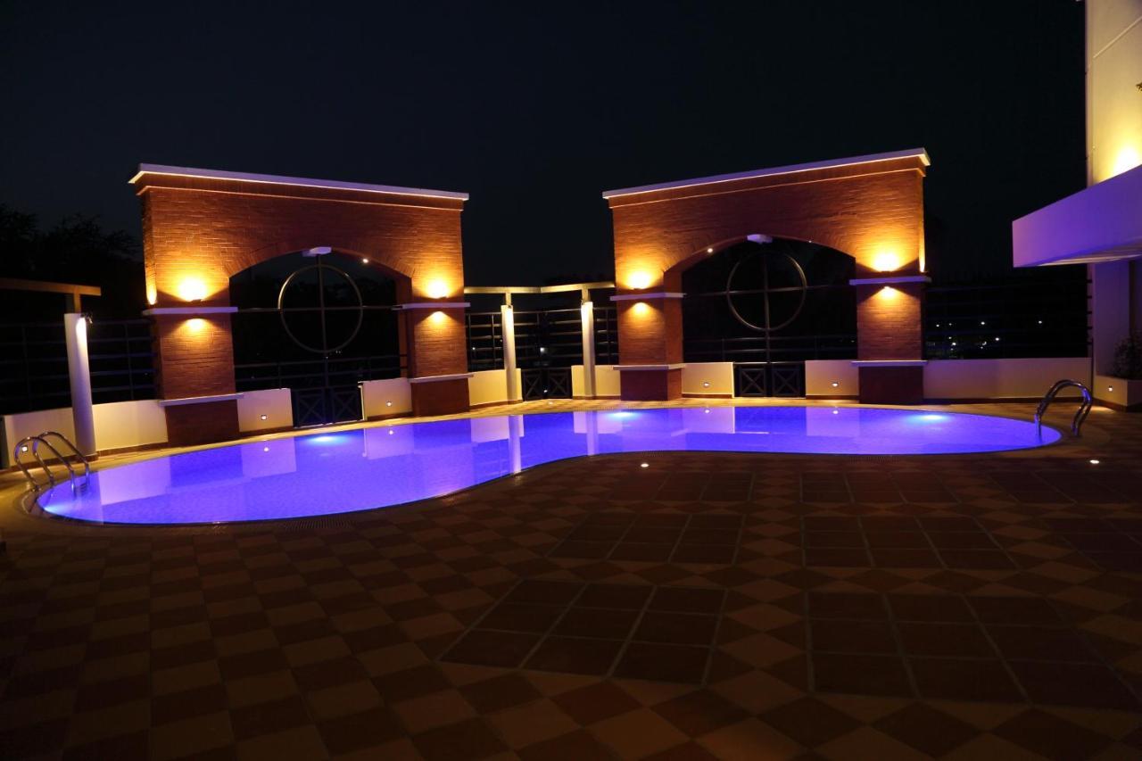Hotel Grand Park Barishal Buitenkant foto