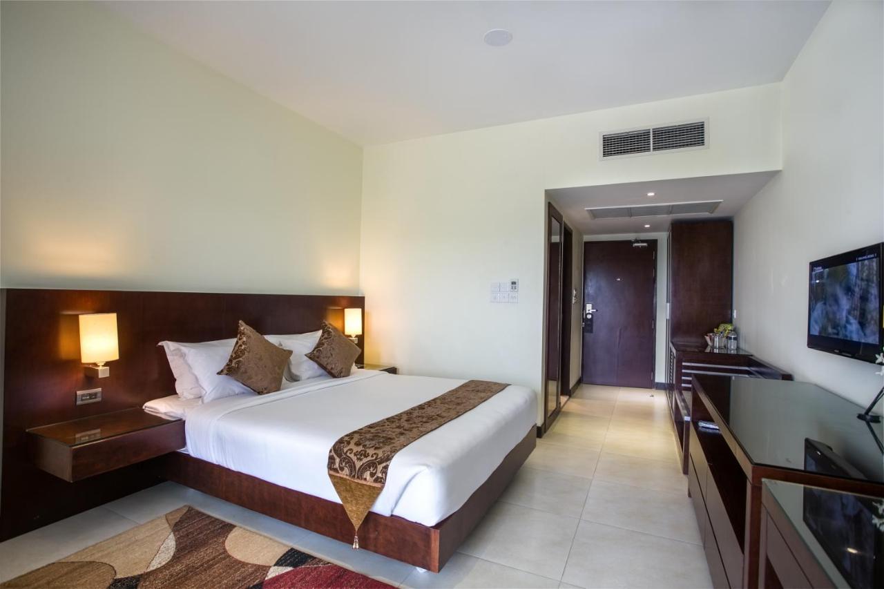 Hotel Grand Park Barishal Buitenkant foto